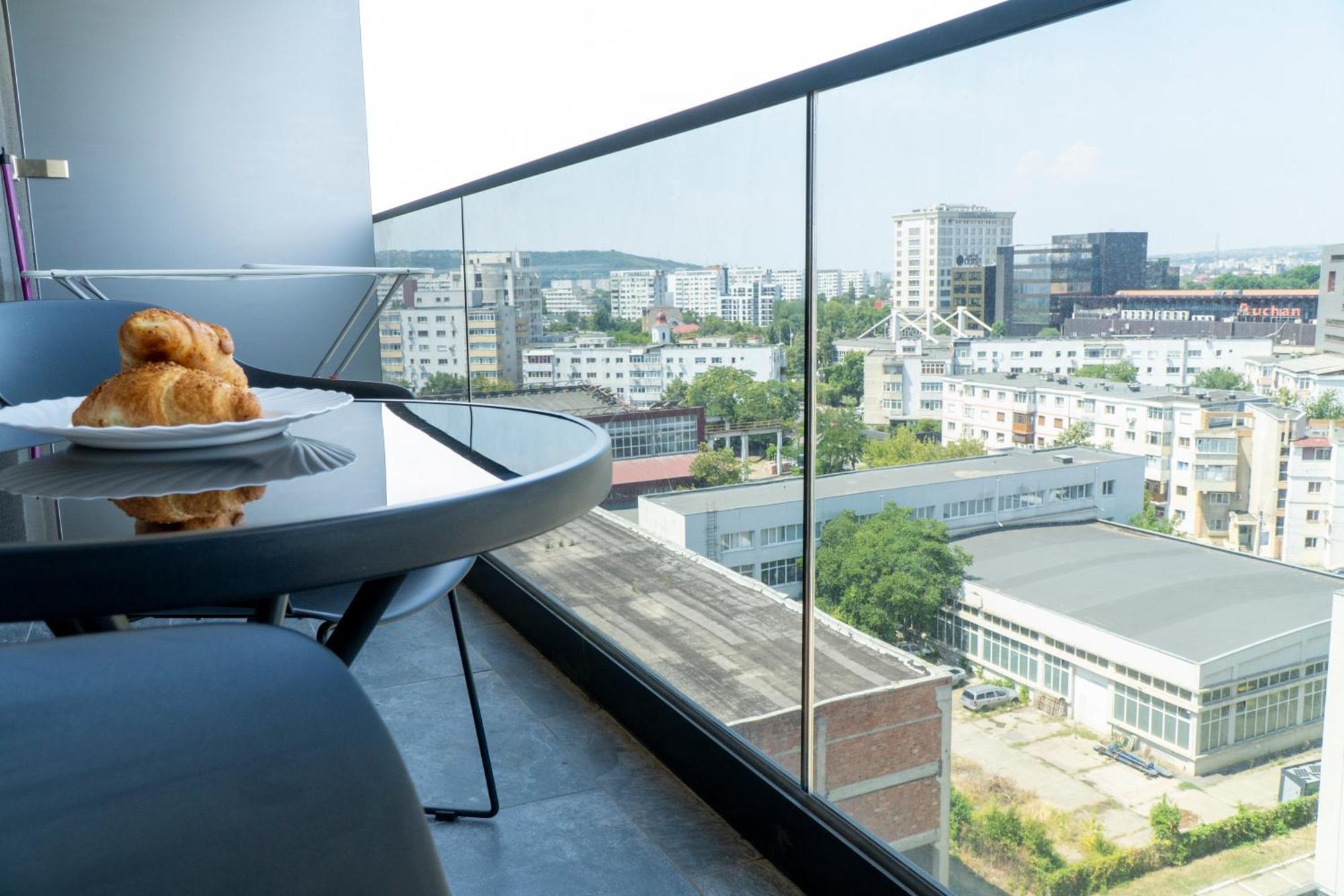 Center Apartment Palas Mall View 이아시 외부 사진